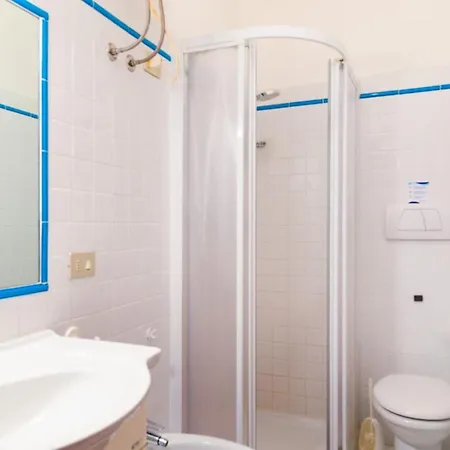 La Baia By Elba Holidays Apartment *